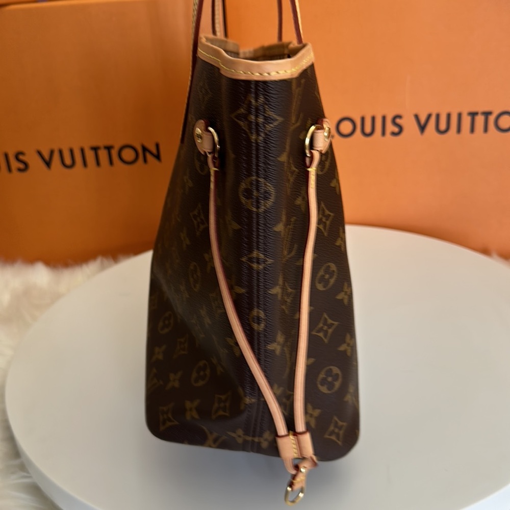 💎✨LIKE NEW✨💎 Neverfull MM Monogram - Picture 6 of 13